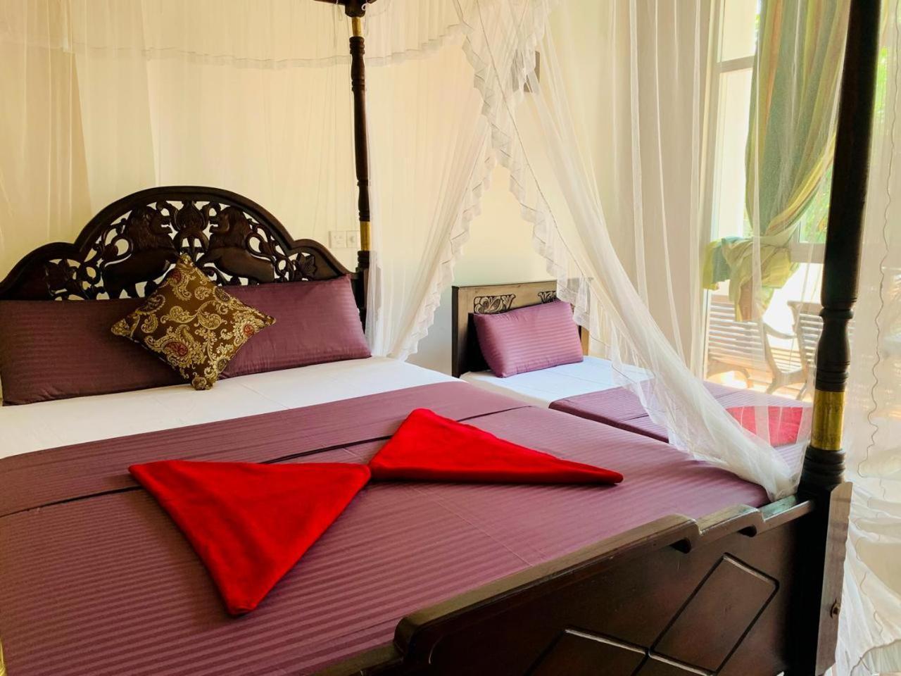 Hotel Poppies Mirissa Zewnętrze zdjęcie