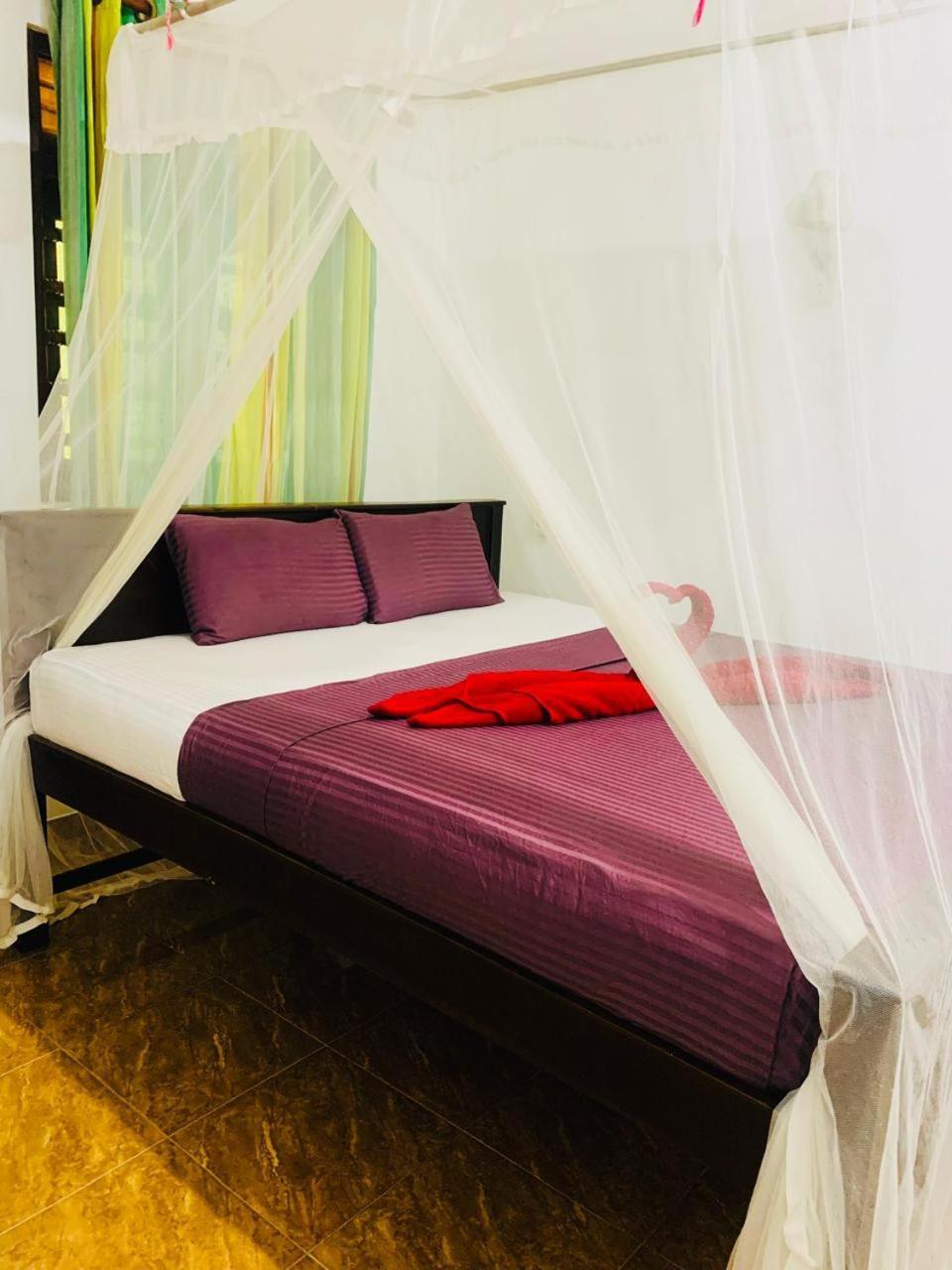 Hotel Poppies Mirissa Zewnętrze zdjęcie