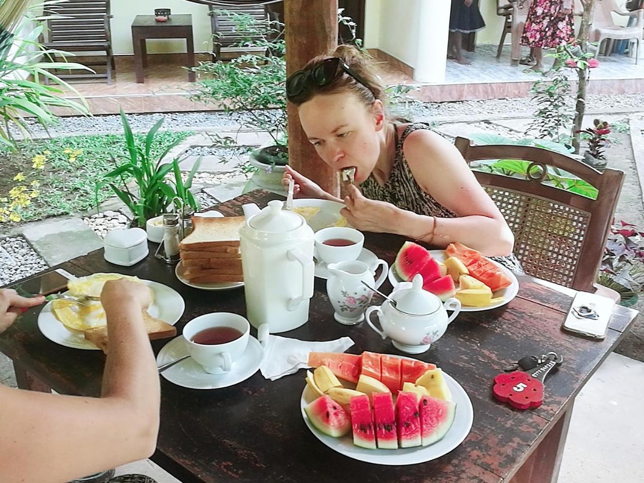 Hotel Poppies Mirissa Zewnętrze zdjęcie
